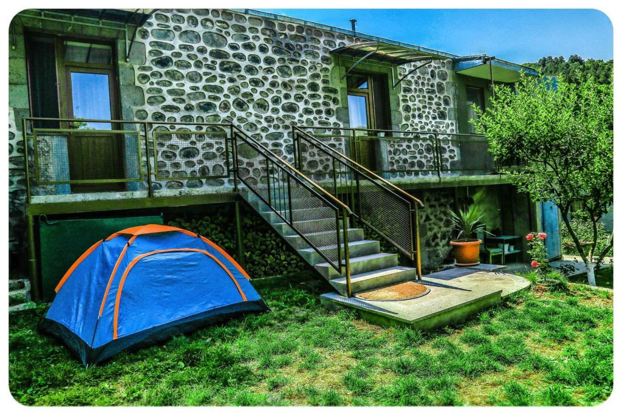 Hayi Tun Guest House Goris Ngoại thất bức ảnh